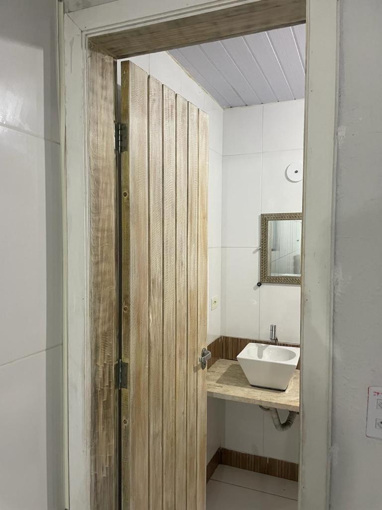 Suites Lesther Убатуба Экстерьер фото